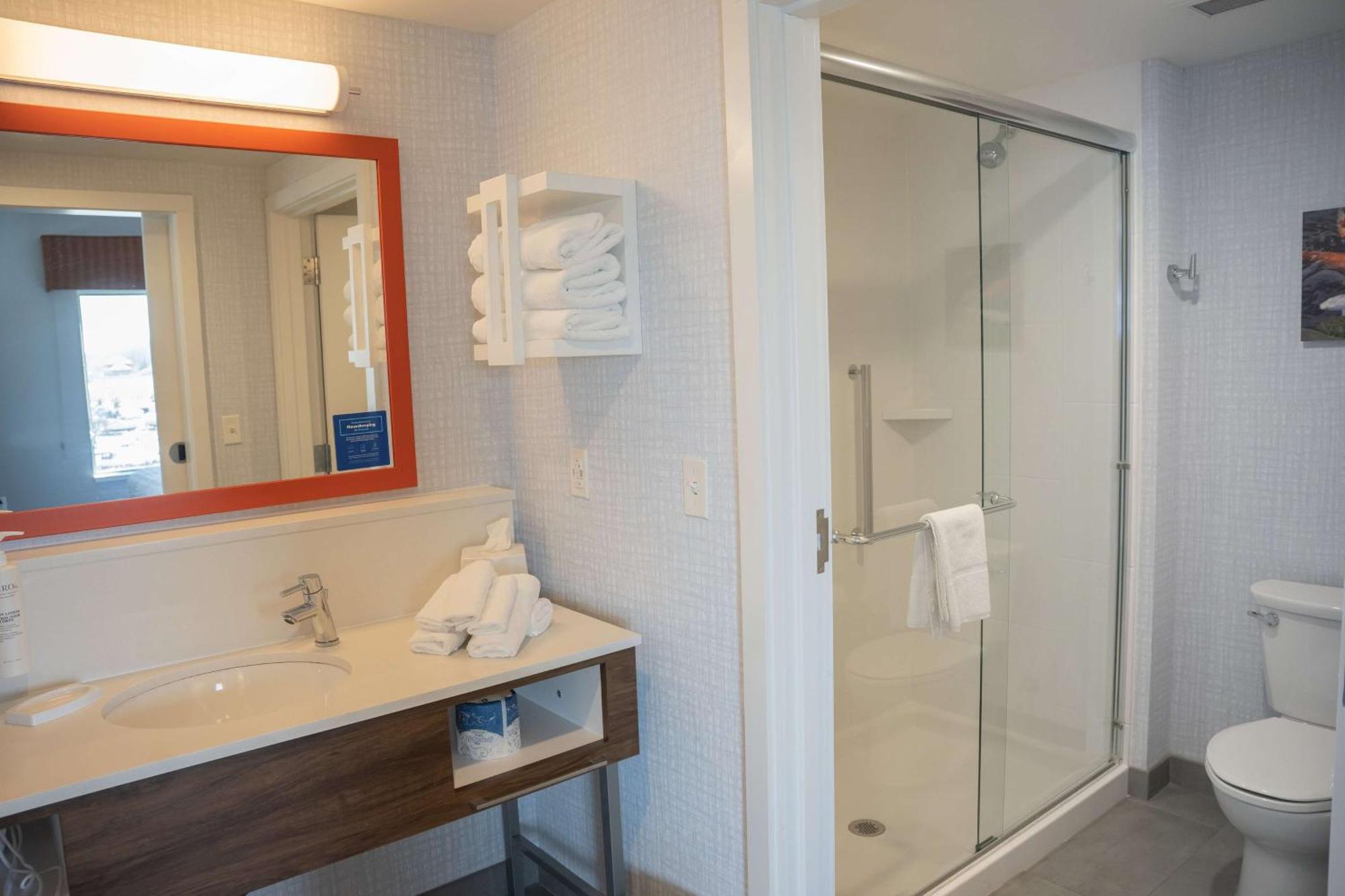 Hampton Inn & Suites Erie Bayfront Luaran gambar