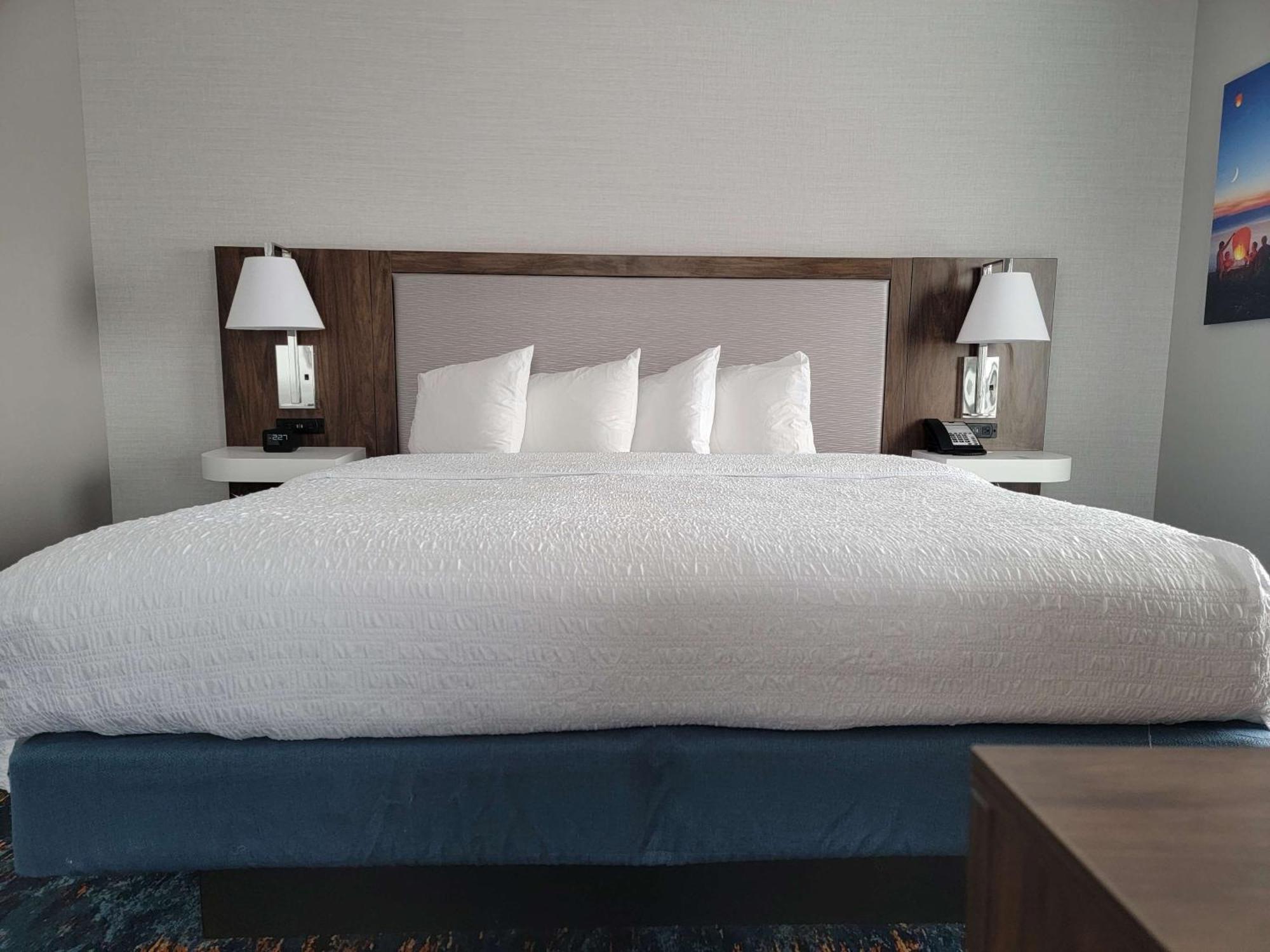 Hampton Inn & Suites Erie Bayfront Luaran gambar