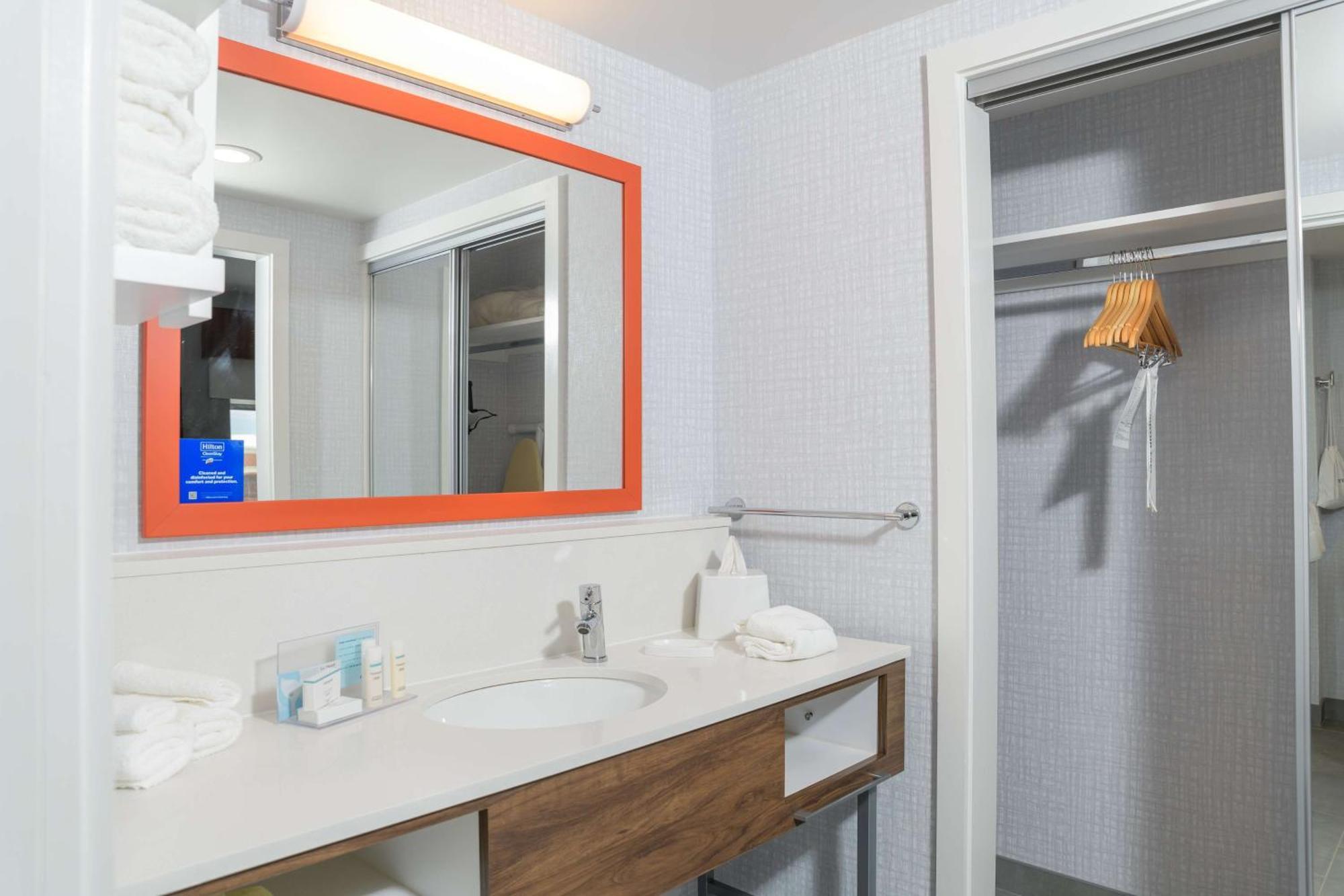 Hampton Inn & Suites Erie Bayfront Luaran gambar