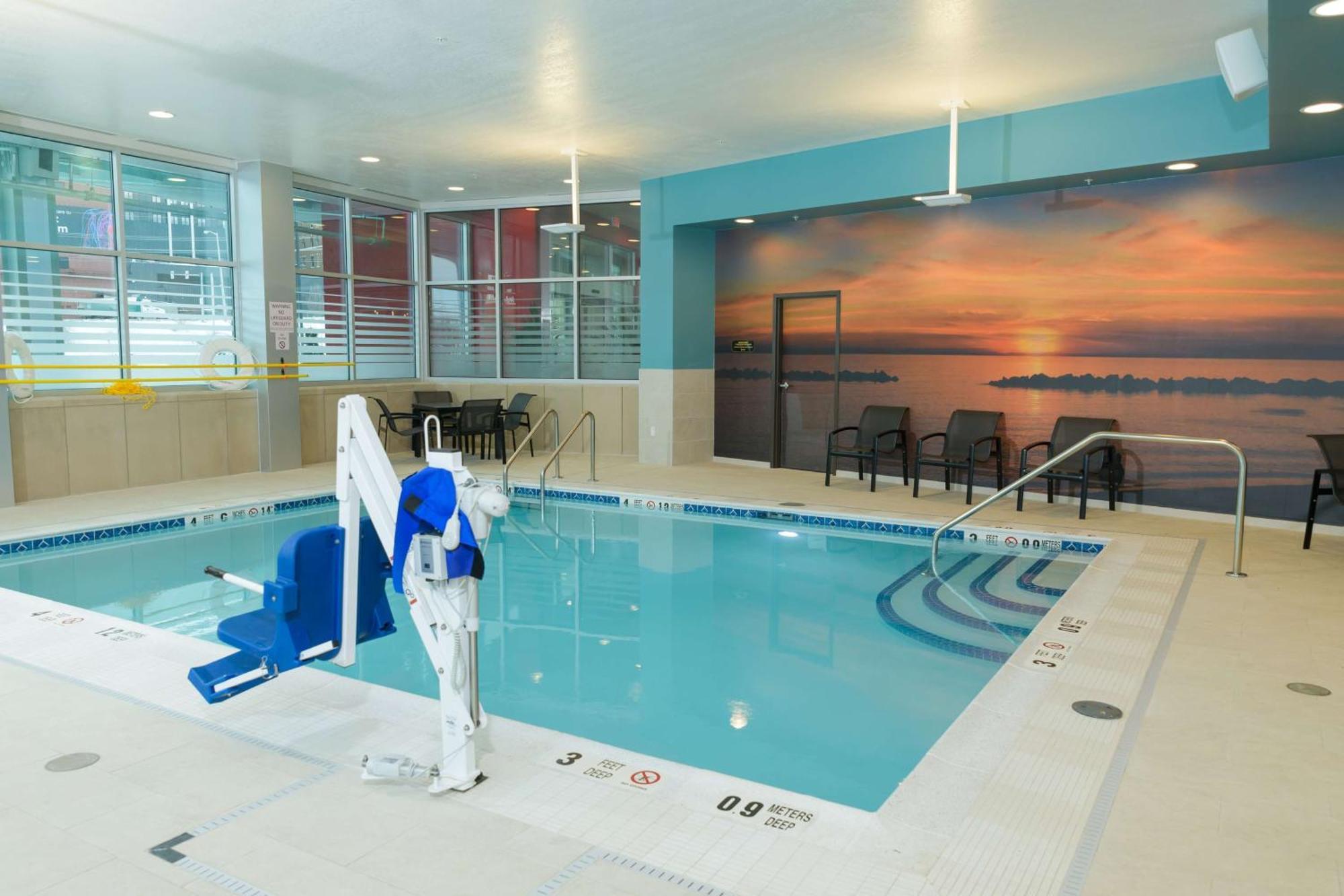 Hampton Inn & Suites Erie Bayfront Luaran gambar